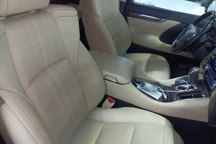 Used Toyota Alphard 2021 Dual-Engine 2.5L Prestige Edition Right Front Seat