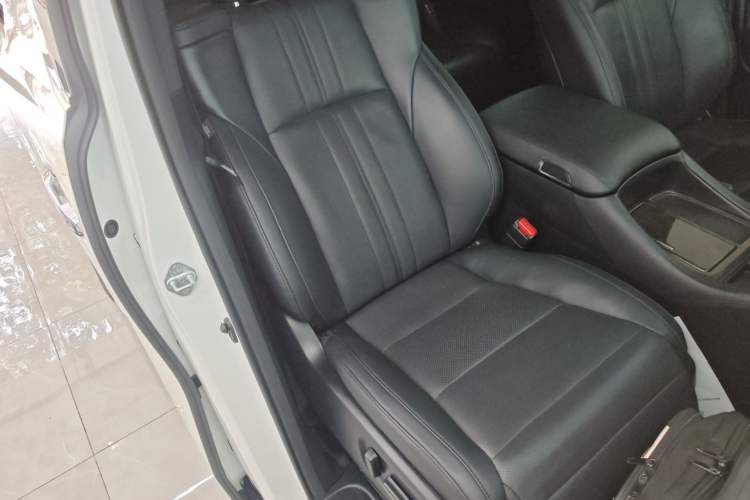Used Toyota Alphard 2021 Dual-Engine 2.5L Prestige Edition Right Front Seat