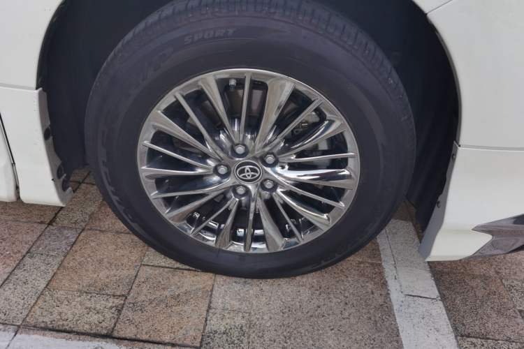 Used Toyota Alphard 2021 Dual-Engine 2.5L Prestige Edition Right Front Wheel Hub