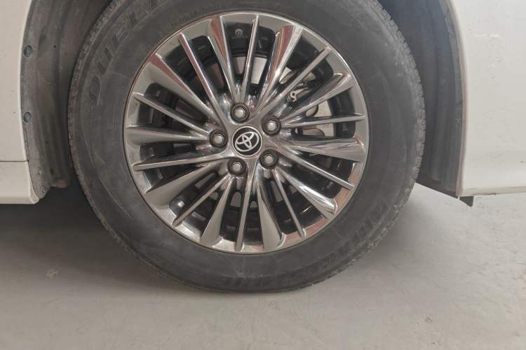 Used Toyota Alphard 2021 Dual-Motor 2.5L Premium Edition Right Front Wheel Hub