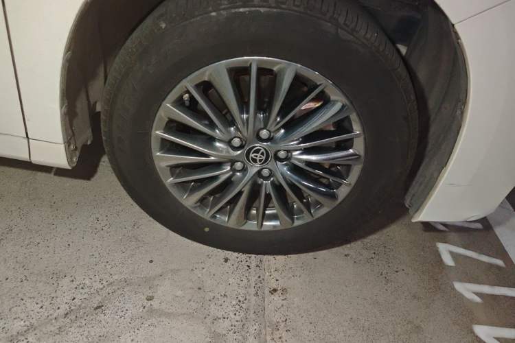 Used Toyota Alphard 2021 Dual-Engine 2.5L Prestige Edition Right Front Wheel Hub