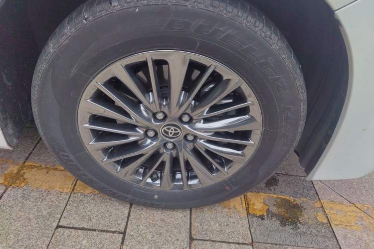 Used Toyota Alphard 2021 Dual-Engine 2.5L Prestige Edition Right Front Wheel Hub