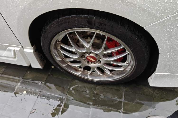 Used Toyota Alphard 2021 Dual-Motor 2.5L Premium Edition Right Front Wheel Hub