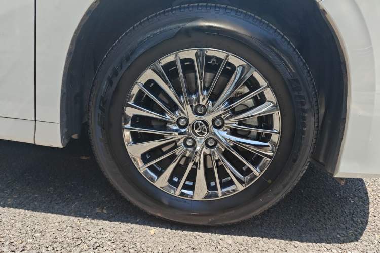 Used Toyota Alphard 2021 Dual-Engine 2.5L Prestige Edition Right Front Wheel Hub