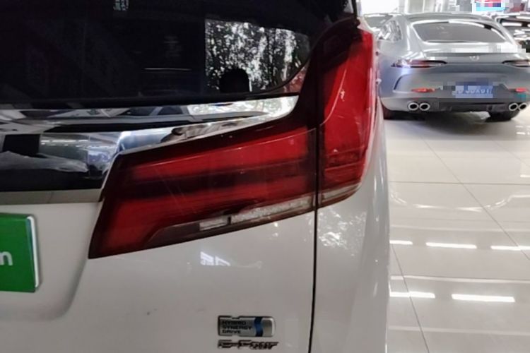 Used Toyota Alphard 2021 Dual-Motor 2.5L Premium Edition Right Rear Taillight