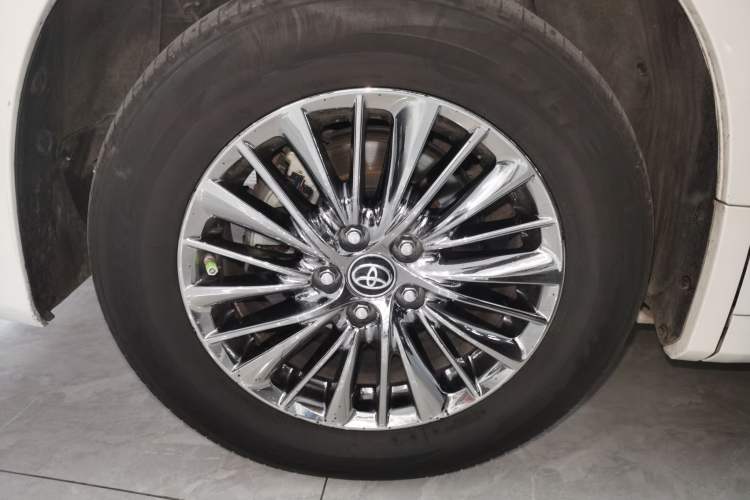 Used Toyota Alphard 2021 Dual-Engine 2.5L Prestige Edition Right Rear Wheel Hub