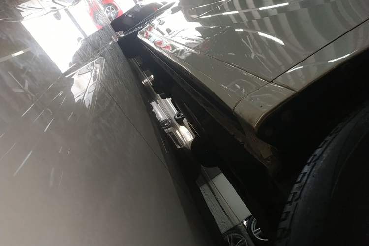 Used Toyota Alphard 2021 Dual-Engine 2.5L Luxury Edition Right Side Sill