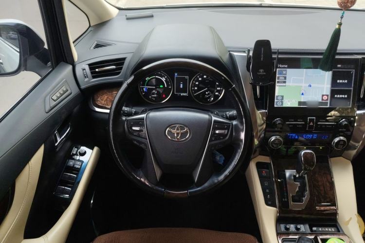 Used Toyota Alphard 2021 Dual-Engine 2.5L Luxury Edition Steering Wheel