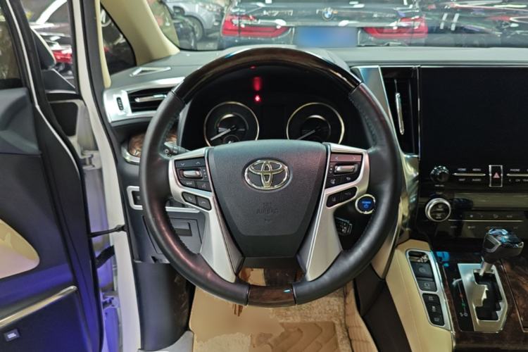 Used Toyota Alphard 2021 Dual-Engine 2.5L Luxury Edition Steering Wheel