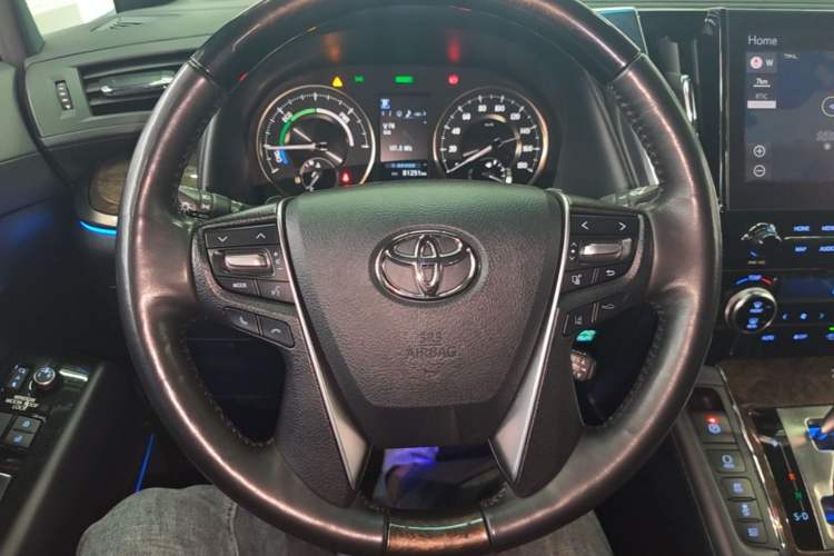 Used Toyota Alphard 2021 Dual-Motor 2.5L Premium Edition Steering Wheel
