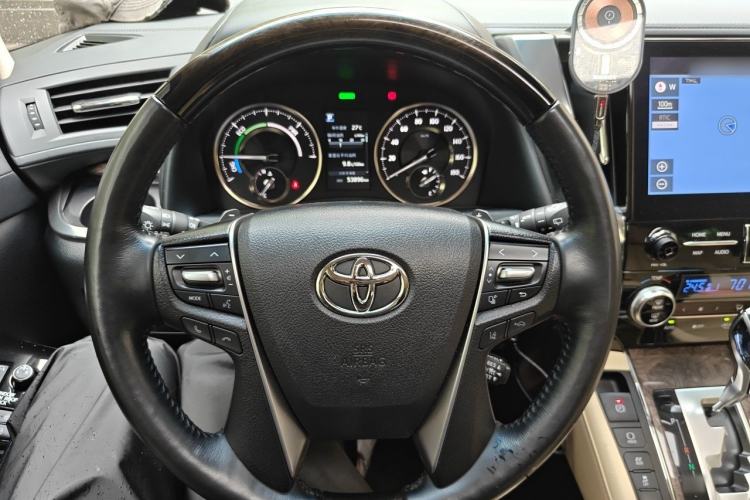 Used Toyota Alphard 2021 Dual-Motor 2.5L Premium Edition Steering Wheel