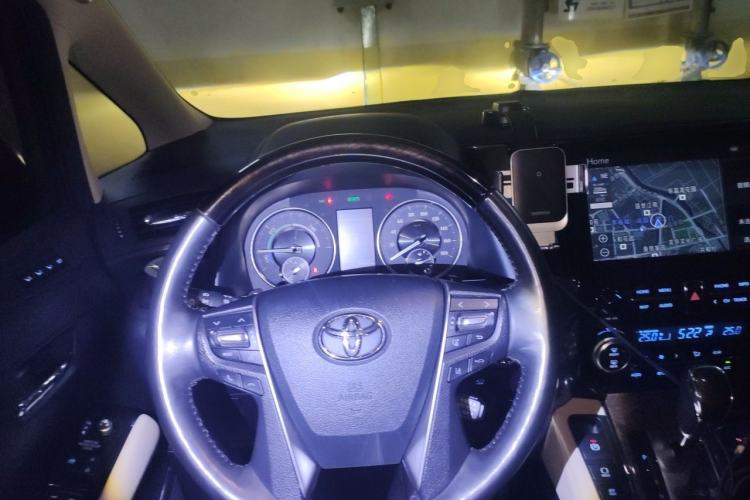 Used Toyota Alphard 2021 Dual-Motor 2.5L Premium Edition Steering Wheel