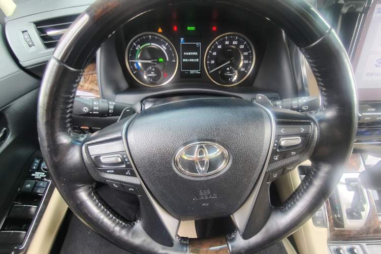 Used Toyota Alphard 2021 Dual-Engine 2.5L Luxury Edition Steering Wheel
