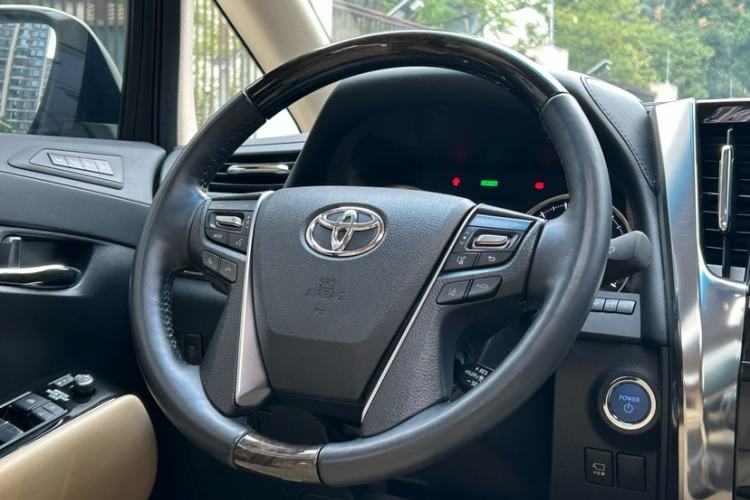 Used Toyota Alphard 2021 Dual-Motor 2.5L Premium Edition Steering Wheel