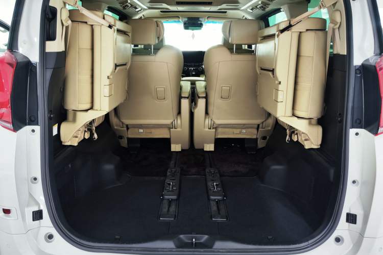 Used Toyota Alphard 2021 Dual-Engine 2.5L Prestige Edition Trunk