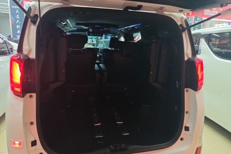 Used Toyota Alphard 2021 Dual-Motor 2.5L Premium Edition Trunk