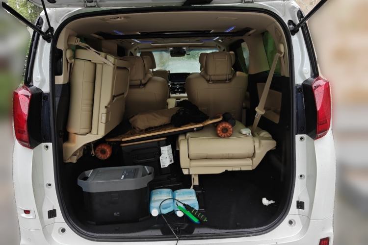 Used Toyota Alphard 2021 Dual-Motor 2.5L Premium Edition Trunk