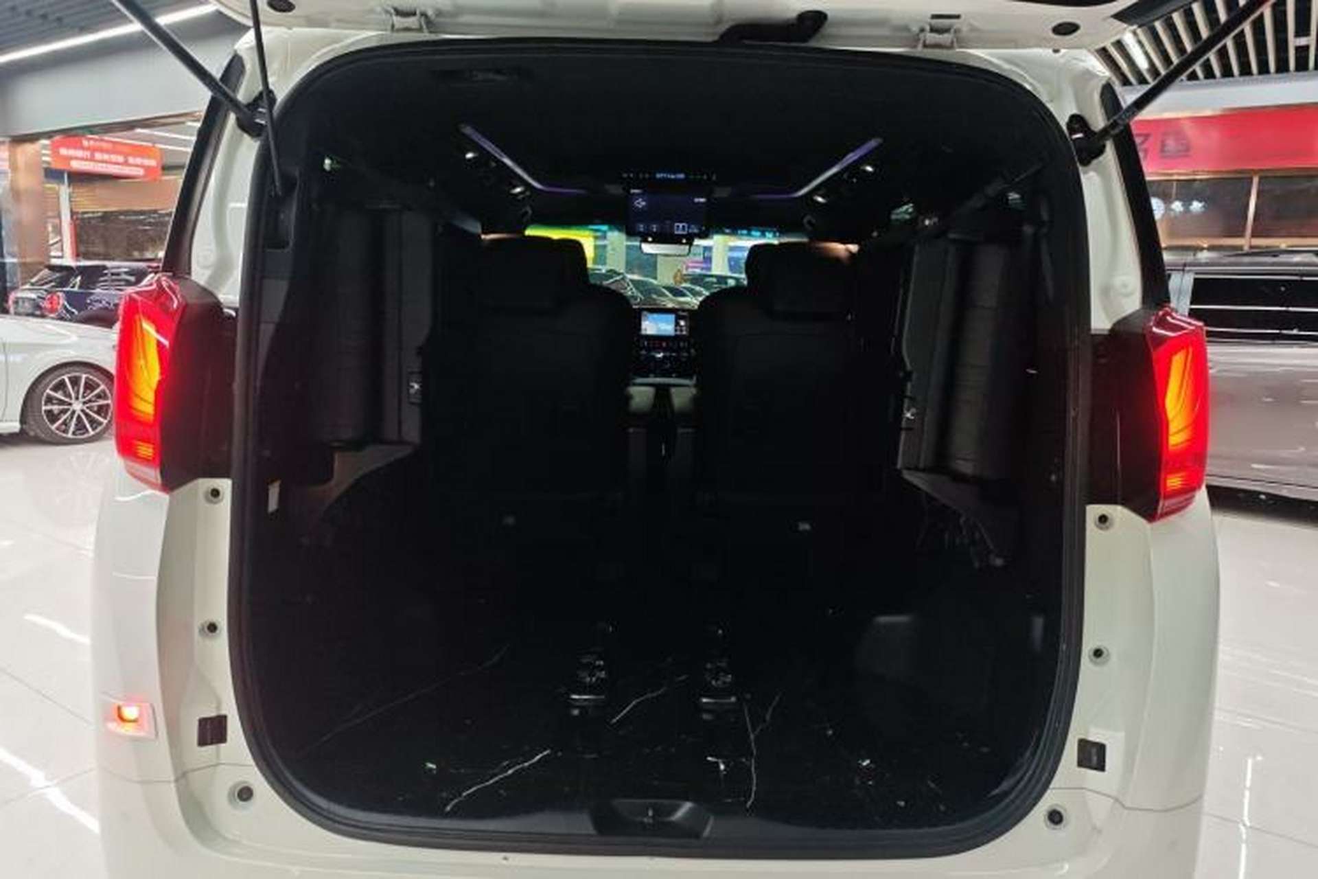 Used Toyota Alphard 2021 Dual-Engine 2.5L Prestige Edition Trunk