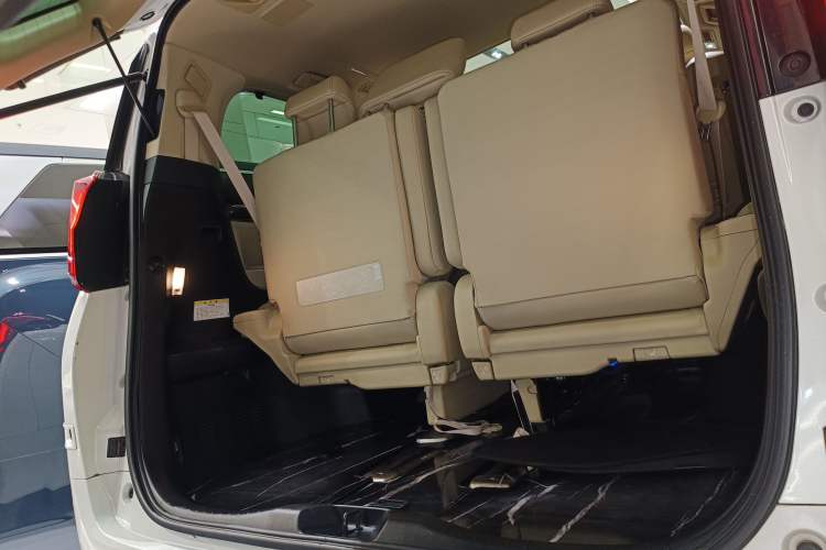 Used Toyota Alphard 2021 Dual-Engine 2.5L Prestige Edition Trunk