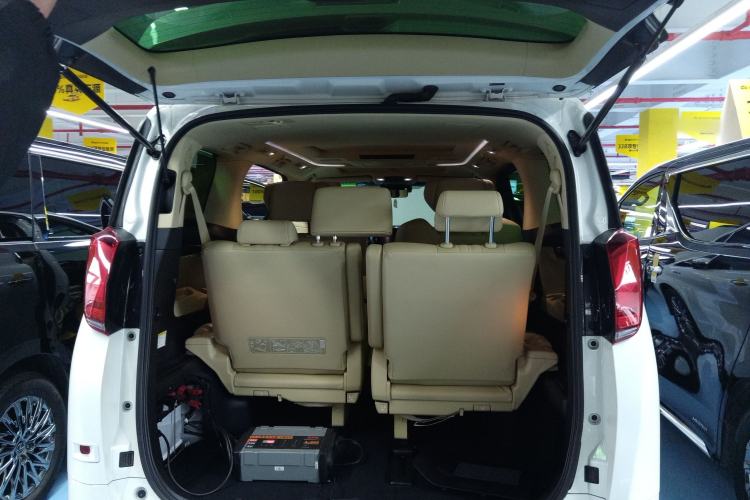 Used Toyota Alphard 2021 Dual-Engine 2.5L Prestige Edition Trunk