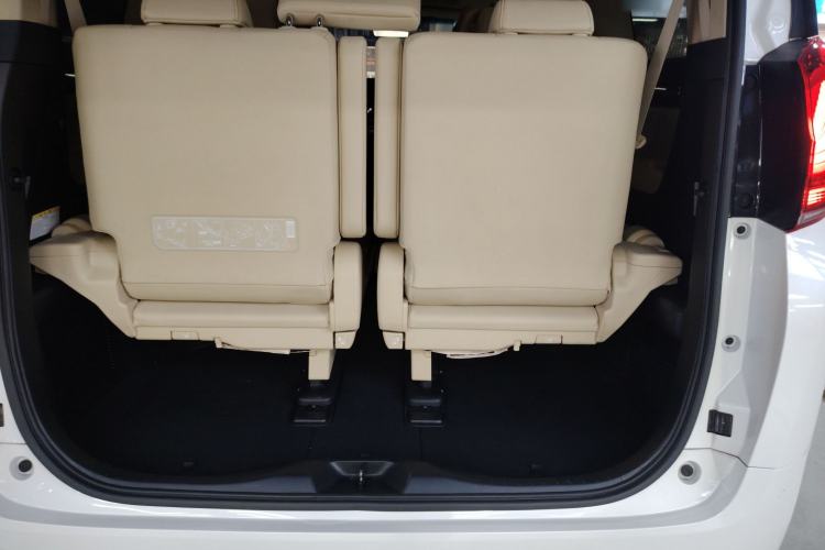 Used Toyota Alphard 2021 Dual-Engine 2.5L Luxury Edition Trunk