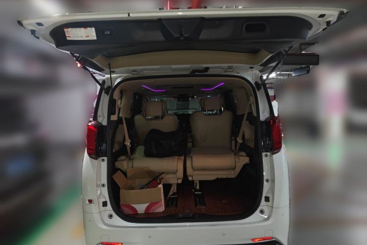 Used Toyota Alphard 2021 Dual-Motor 2.5L Premium Edition Trunk