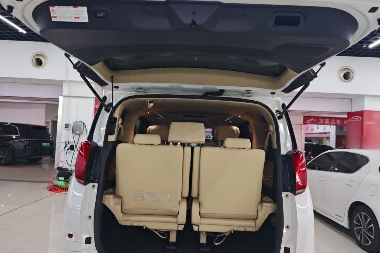 Used Toyota Alphard 2021 Dual-Motor 2.5L Premium Edition Trunk