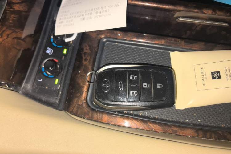 Used Toyota Alphard 2021 Dual-Engine 2.5L Luxury Edition Vehicle Key