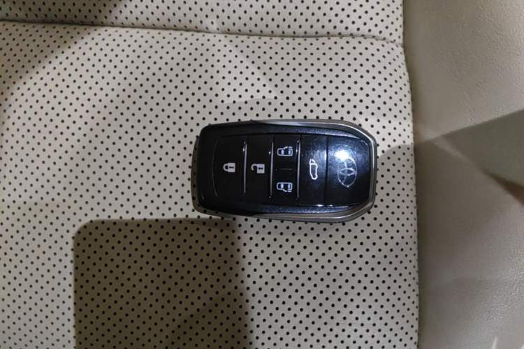 Used Toyota Alphard 2021 Dual-Motor 2.5L Premium Edition Vehicle Key