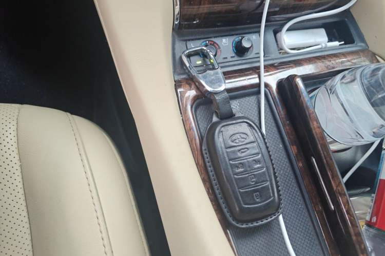 Used Toyota Alphard 2021 Dual-Engine 2.5L Luxury Edition Vehicle Key