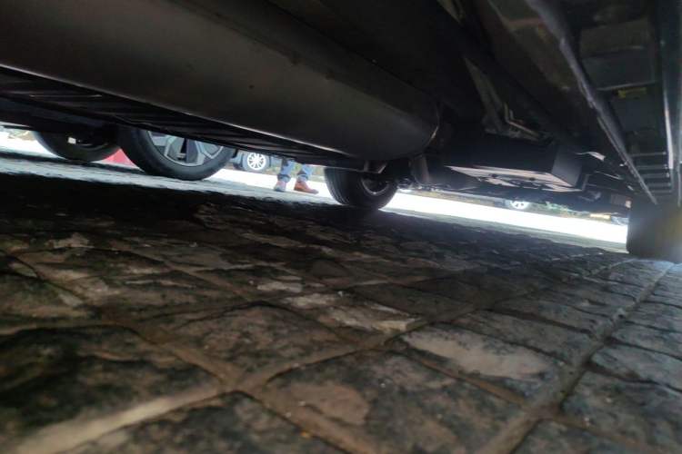 Used Toyota Alphard 2023 Dual-Motor 2.5L Premium Golden Edition Chassis Rear Right