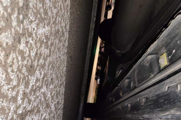 Used Toyota Alphard 2023 Dual-Motor 2.5L Premium Golden Edition Chassis Rear Right