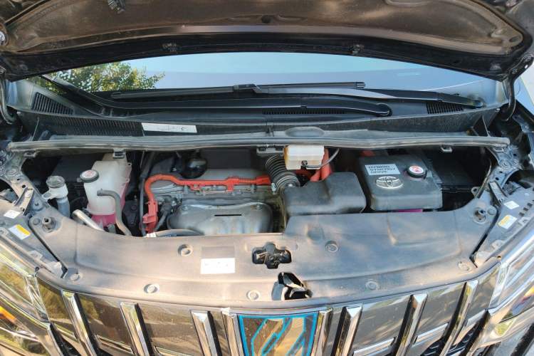 Used Toyota Alphard 2023 Dual-Motor 2.5L Premium Golden Edition Engine Bay