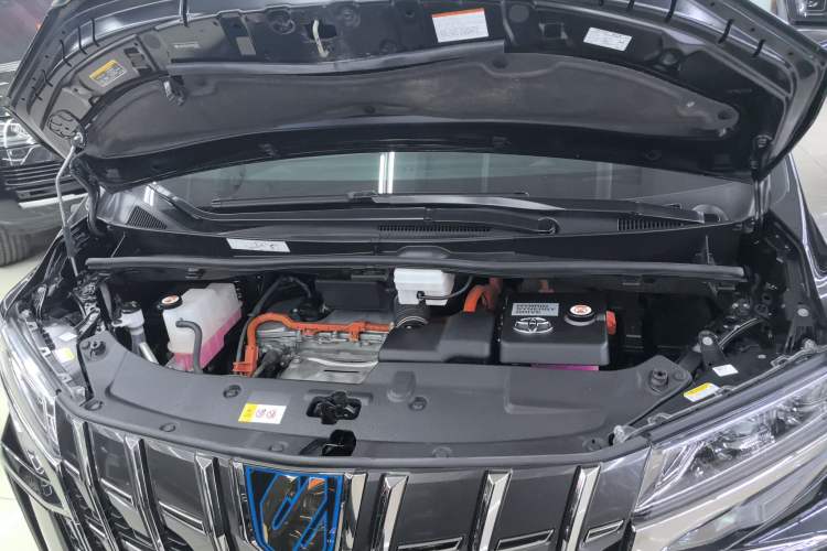 Used Toyota Alphard 2023 Dual-Motor 2.5L Premium Golden Edition Engine Bay