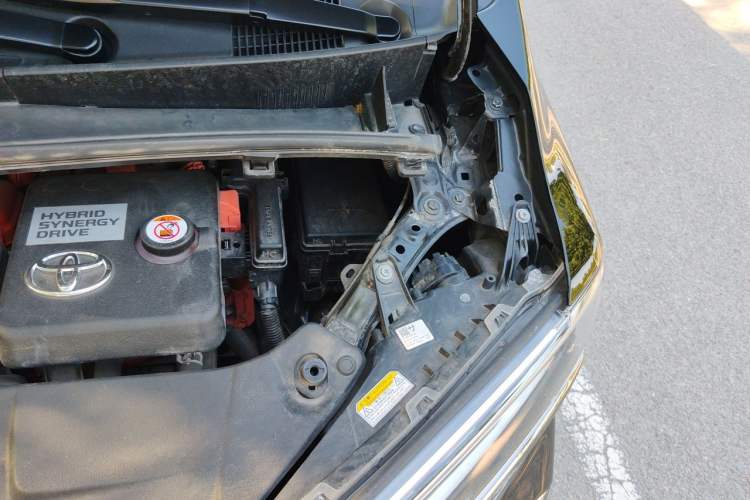 Used Toyota Alphard 2023 Dual-Motor 2.5L Premium Golden Edition Engine Bay Left