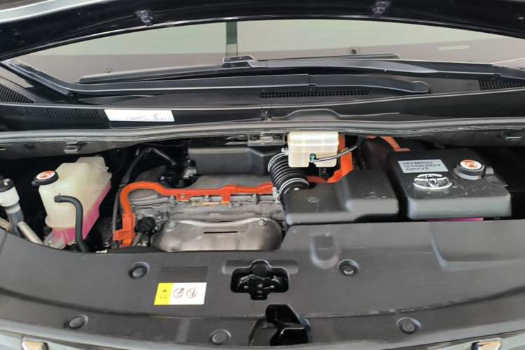 Used Toyota Alphard 2023 Dual-Motor 2.5L Premium Golden Edition Engine Bay