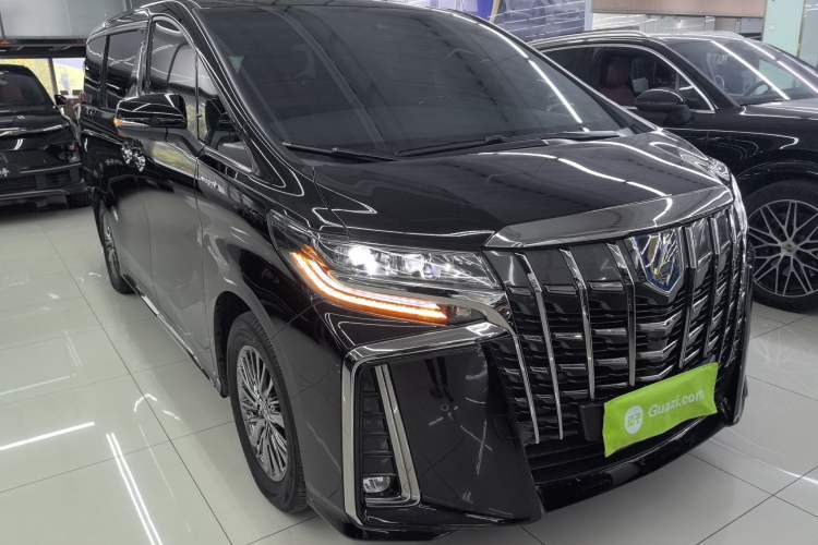 Used Toyota Alphard 2023 Dual-Motor 2.5L Premium Golden Edition Front Right 45 Deg