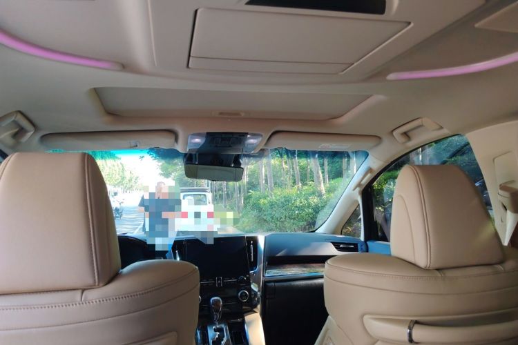 Used Toyota Alphard 2023 Dual-Motor 2.5L Premium Golden Edition Headliner