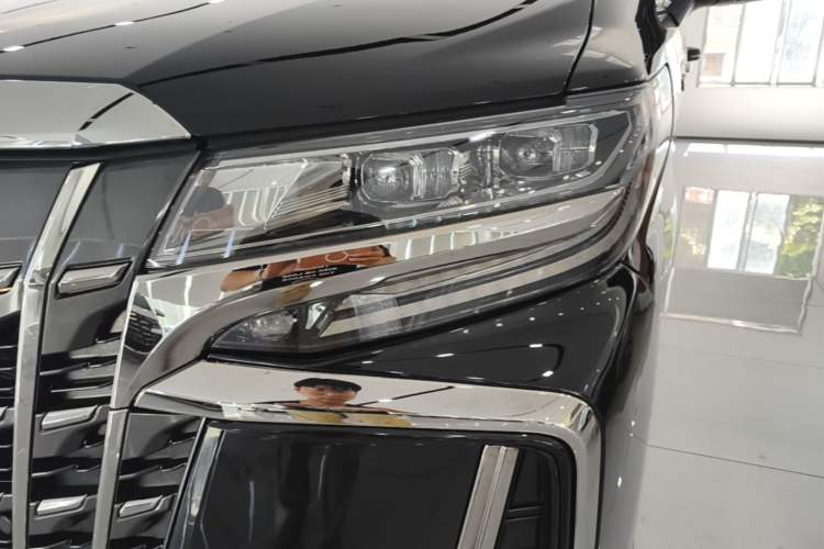 Used Toyota Alphard 2023 Dual-Motor 2.5L Premium Golden Edition Left Front Headlight
