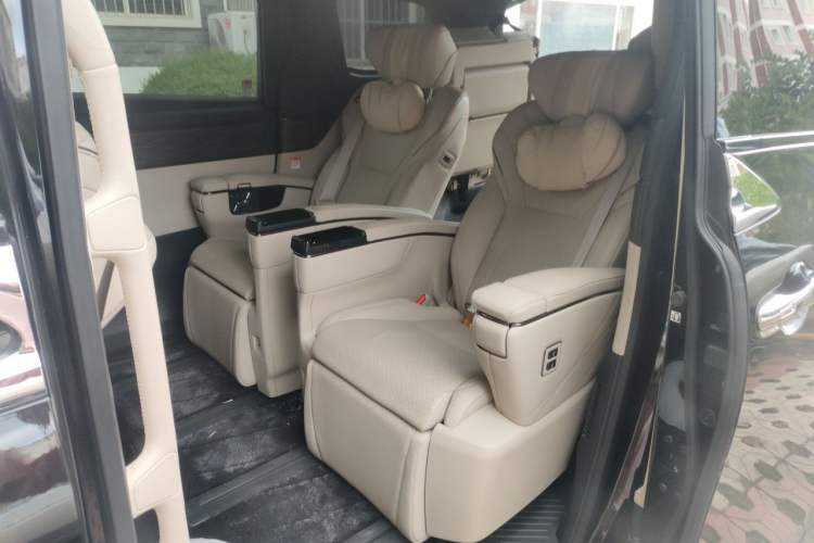 Used Toyota Alphard 2023 Dual-Motor 2.5L Premium Golden Edition Left Rear Seat