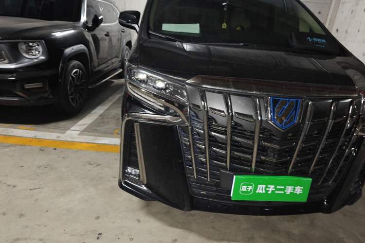 Used Toyota Alphard 2023 Dual-Motor 2.5L Premium Golden Edition Right Front Headlight