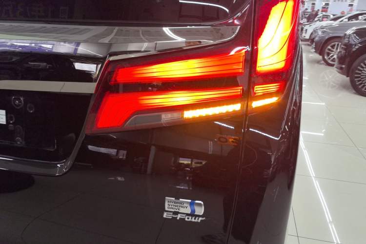 Used Toyota Alphard 2023 Dual-Motor 2.5L Premium Golden Edition Right Rear Taillight