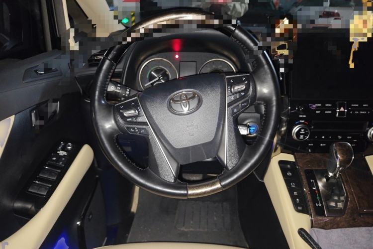 Used Toyota Alphard 2023 Dual-Motor 2.5L Premium Golden Edition Steering Wheel