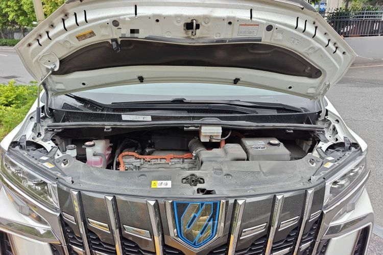 Used Toyota Alphard 2023 Dual-Motor 2.5L Premium Golden Edition Engine Bay