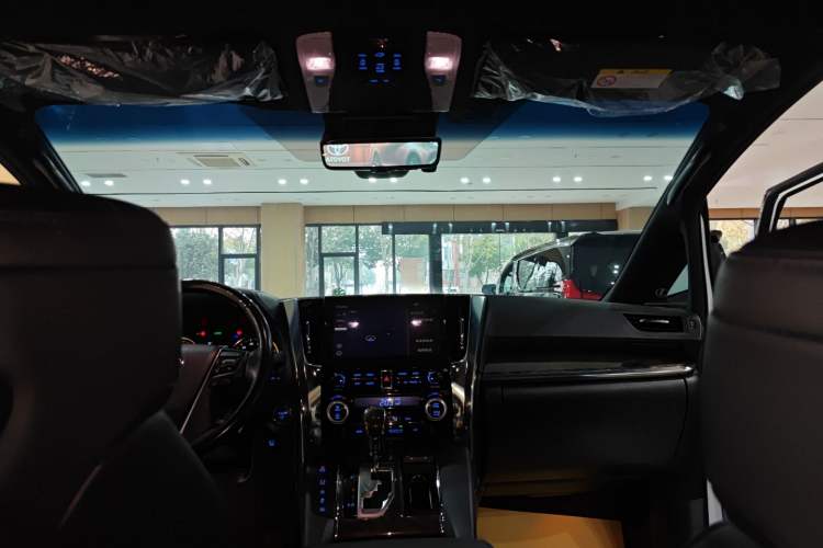 Used Toyota Alphard 2023 Dual-Motor 2.5L Premium Golden Edition Headliner