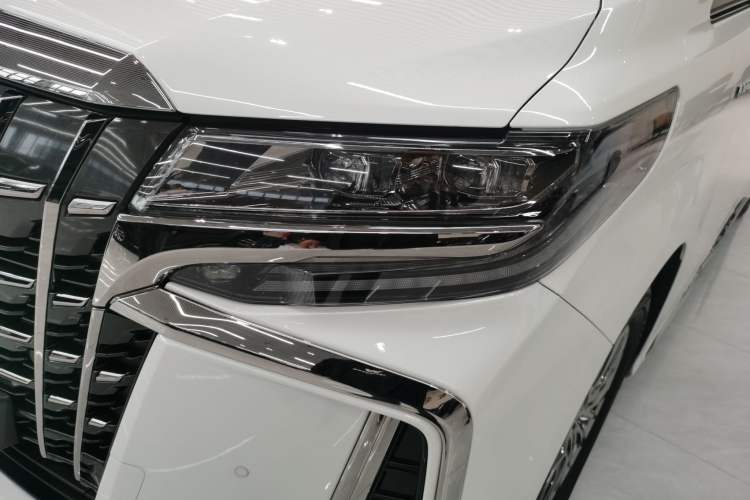 Used Toyota Alphard 2023 Dual-Motor 2.5L Premium Golden Edition Left Front Headlight