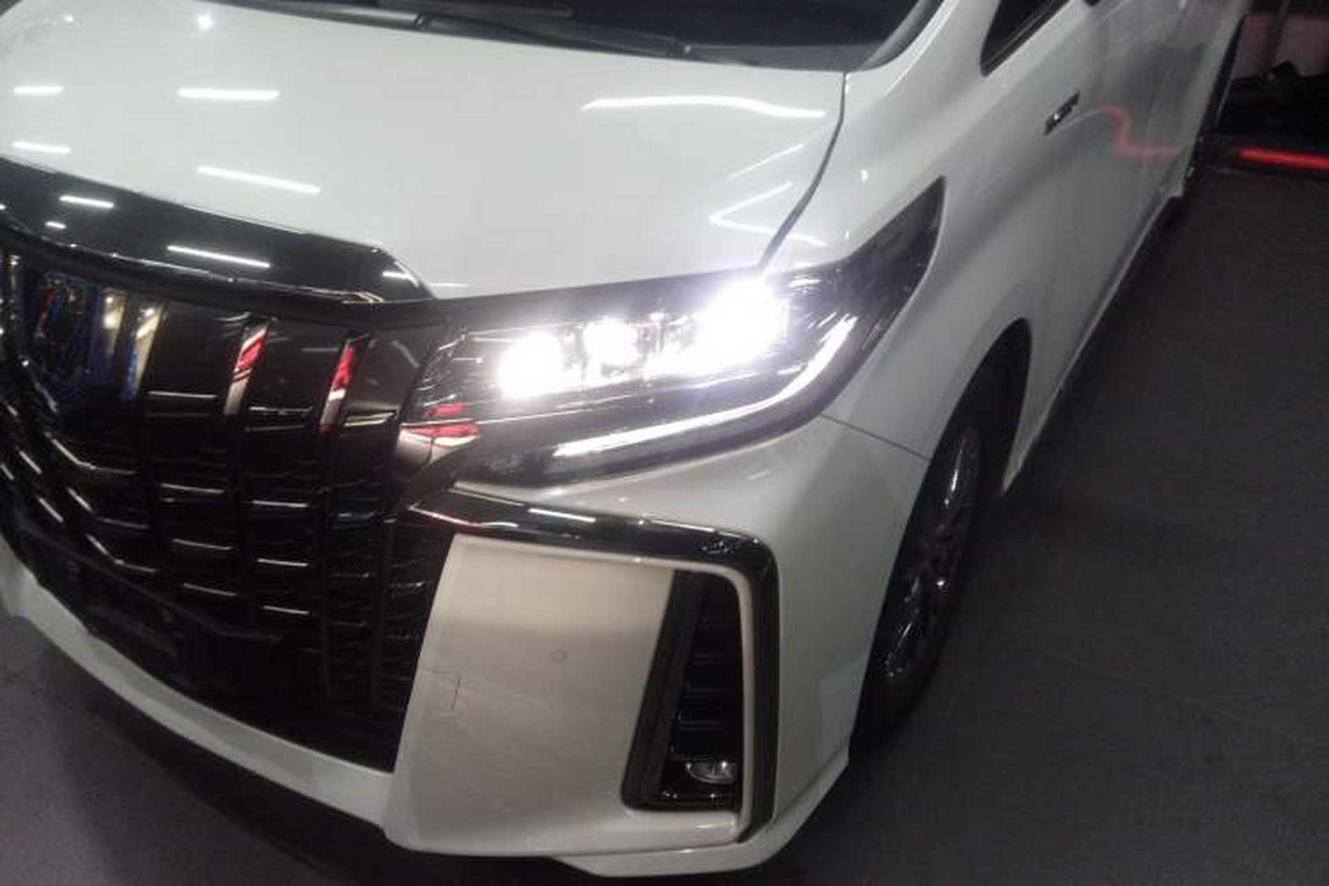 Used Toyota Alphard 2023 Dual-Motor 2.5L Premium Golden Edition Left Front Headlight