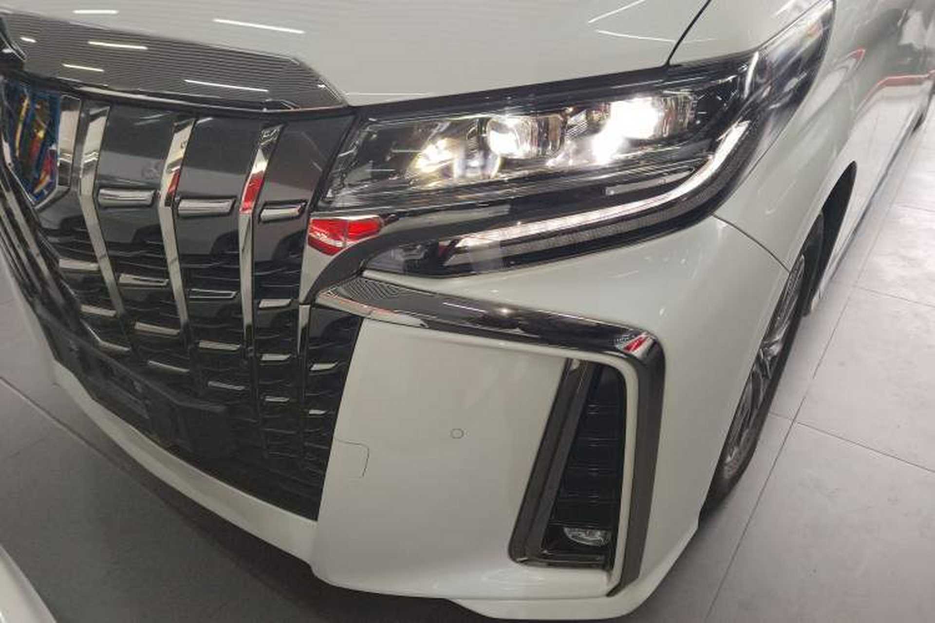 Used Toyota Alphard 2023 Dual-Motor 2.5L Premium Golden Edition Left Front Headlight