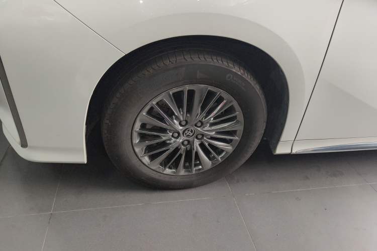 Used Toyota Alphard 2023 Dual-Motor 2.5L Premium Golden Edition Left Front Wheel Hub
