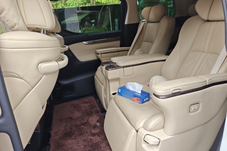 Used Toyota Alphard 2023 Dual-Motor 2.5L Premium Golden Edition Left Rear Seat